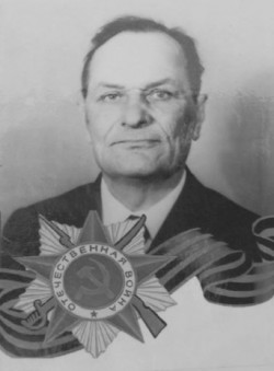 Логинов Петр Яковлевич